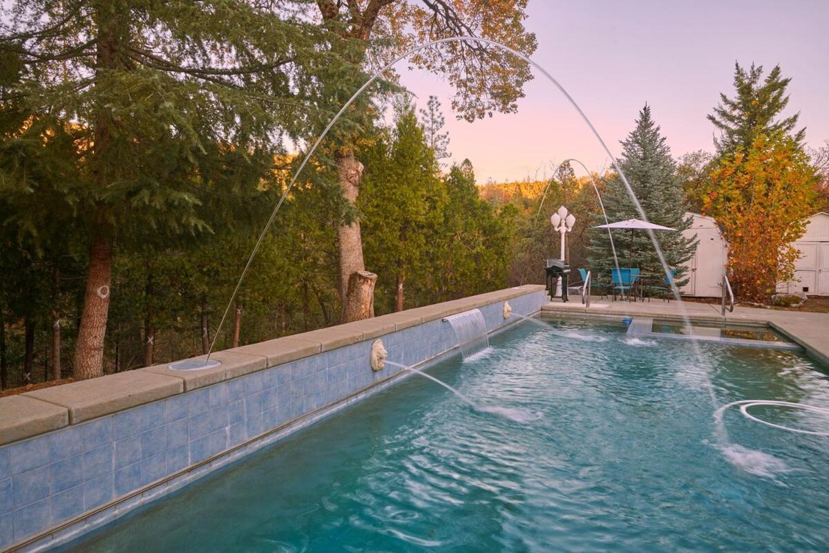 Scenic Mountain Views W Heated Pool, Game Room, And Hottubs Casa vacanze Oakhurst